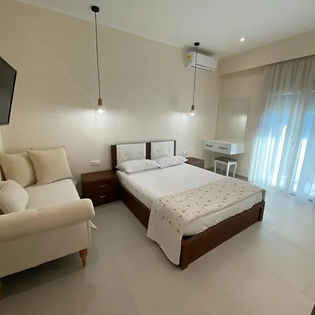 Olea House 2' Walk From The Sea Nótos