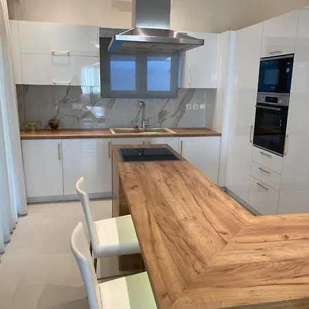 Olea House 2' Walk From The Sea 펜션 *