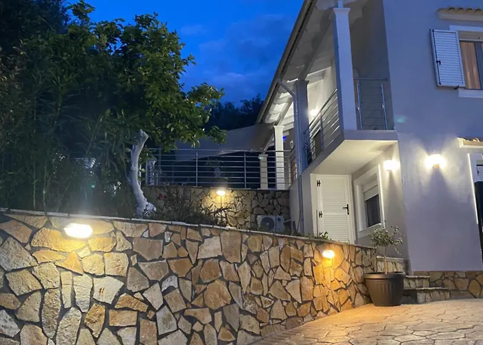 Olea House 2' Walk From The Sea * Notos