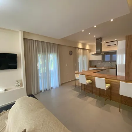 Olea House 2' Walk From The Sea * Notos