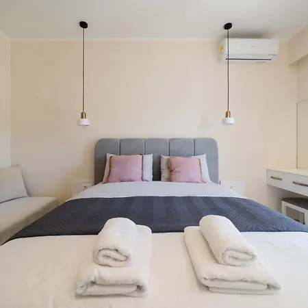 Olea House 2' Walk From The Sea * Notos