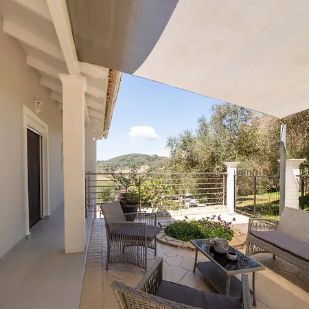 Olea House 2' Walk From The Sea Сasa de vacaciones *