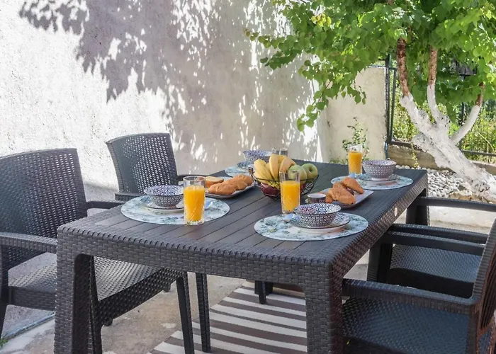 Ferienhaus Olea House 2' Walk From The Sea *