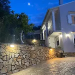 Olea House 2' Walk From The Sea * Notos