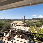 Olea House 2' Walk From The Sea Casa vacanze