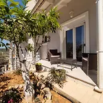 Casa vacanze Olea House 2' Walk From The Sea Notos
