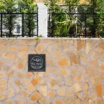 Olea House 2' Walk From The Sea