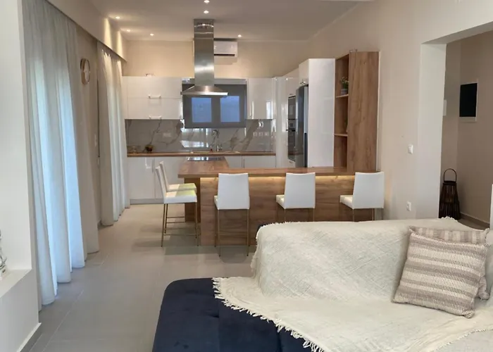 Olea House 2' Walk From The Sea